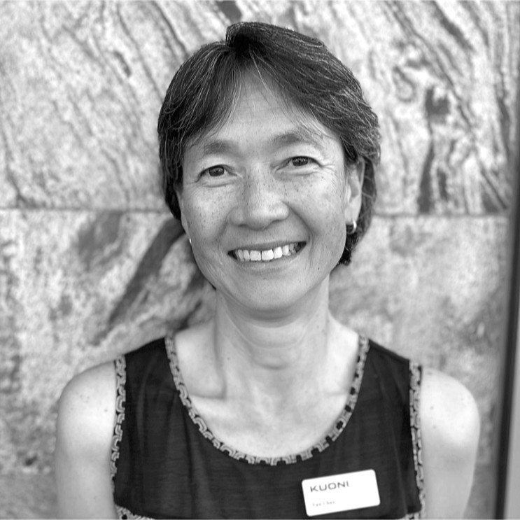 Van Jeannine Chau